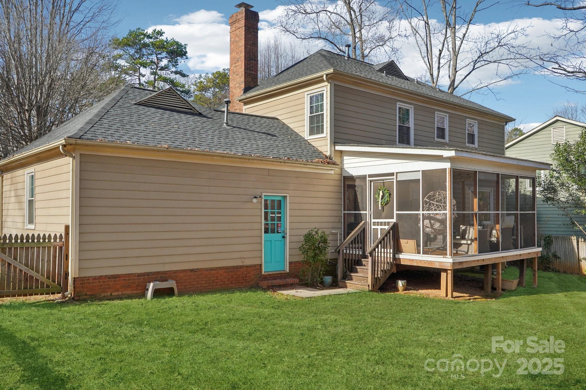 3016 Heathcroft Court