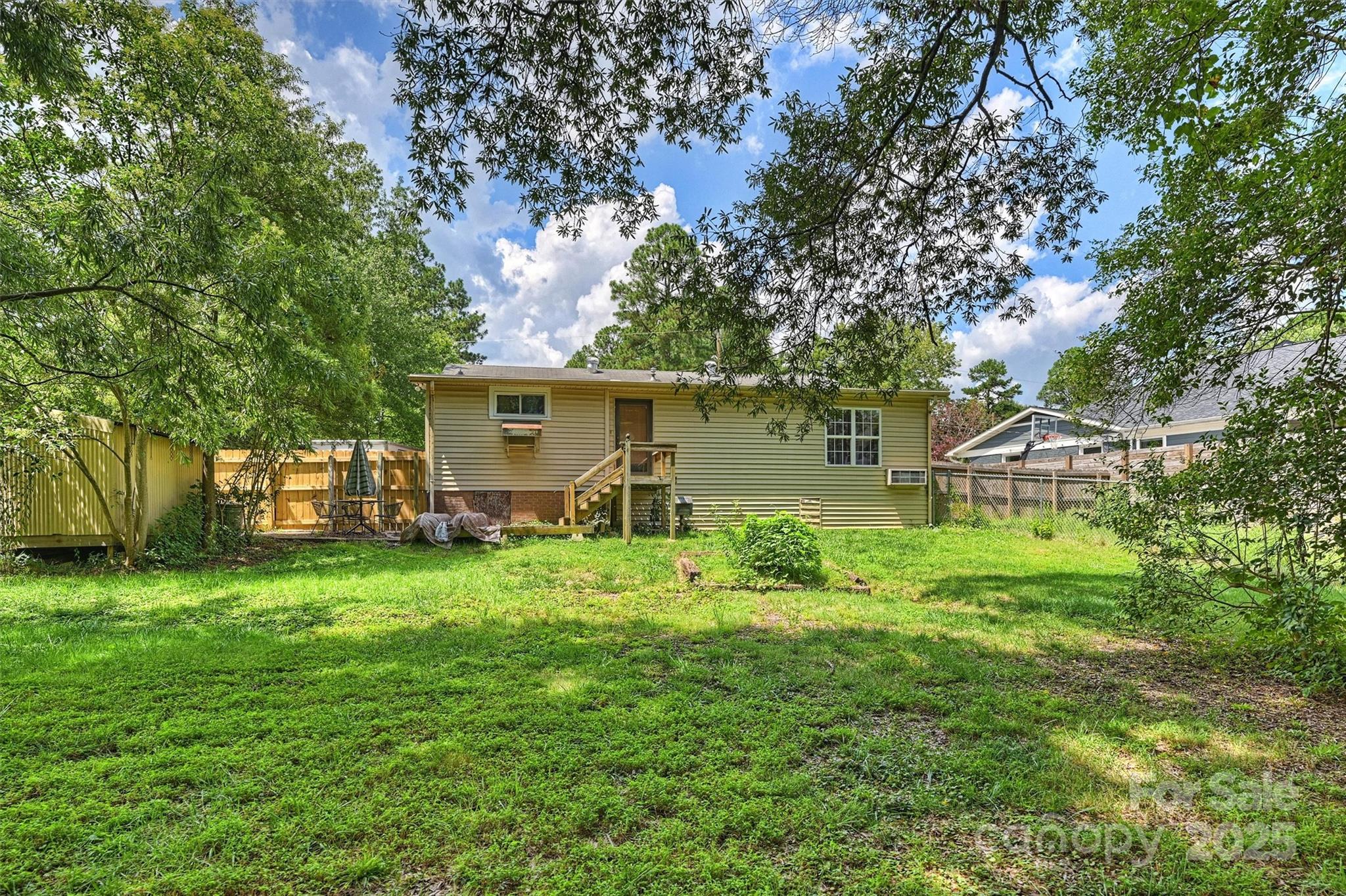 3912 Litchfield Road