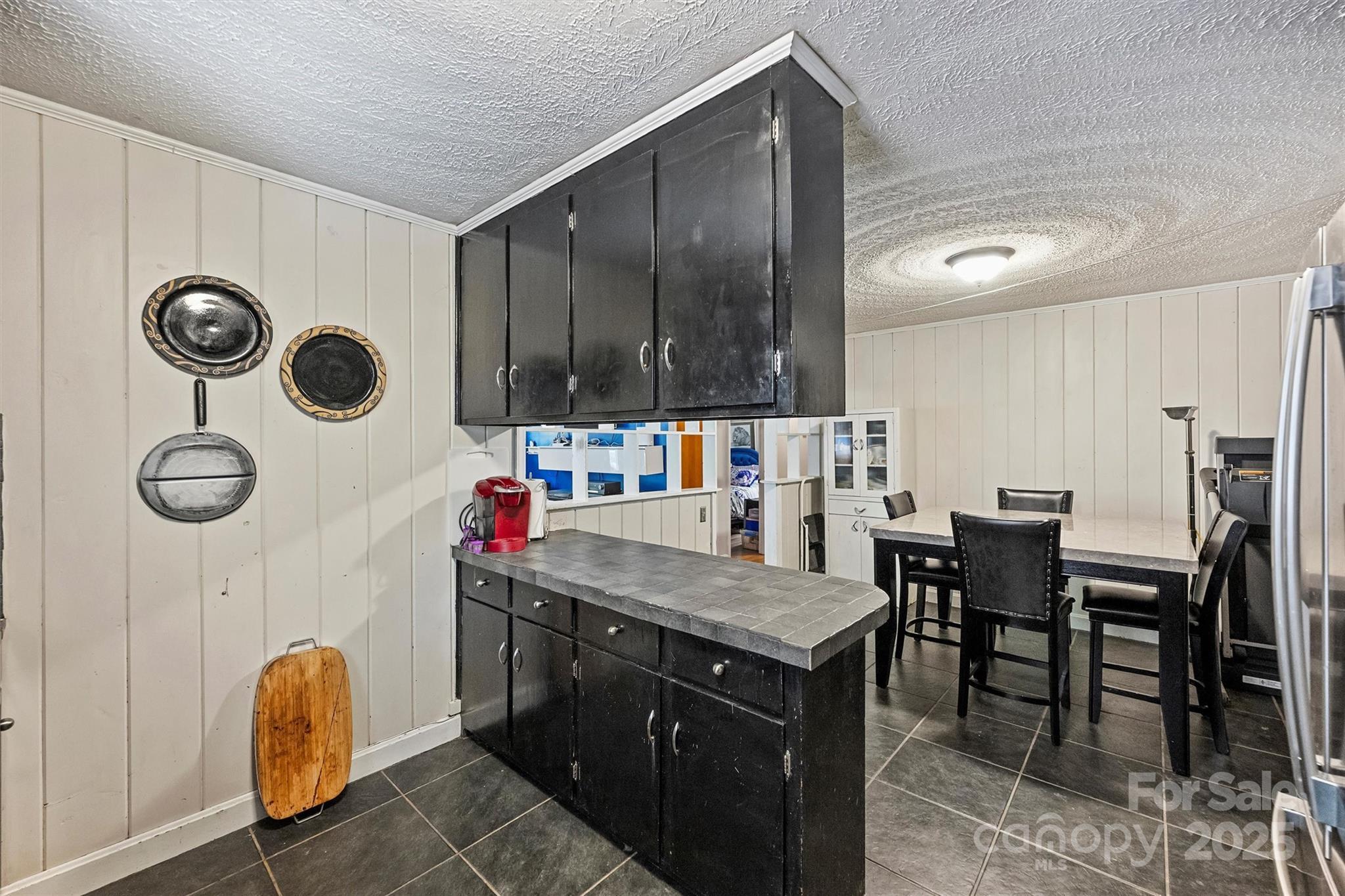 3912 Litchfield Road