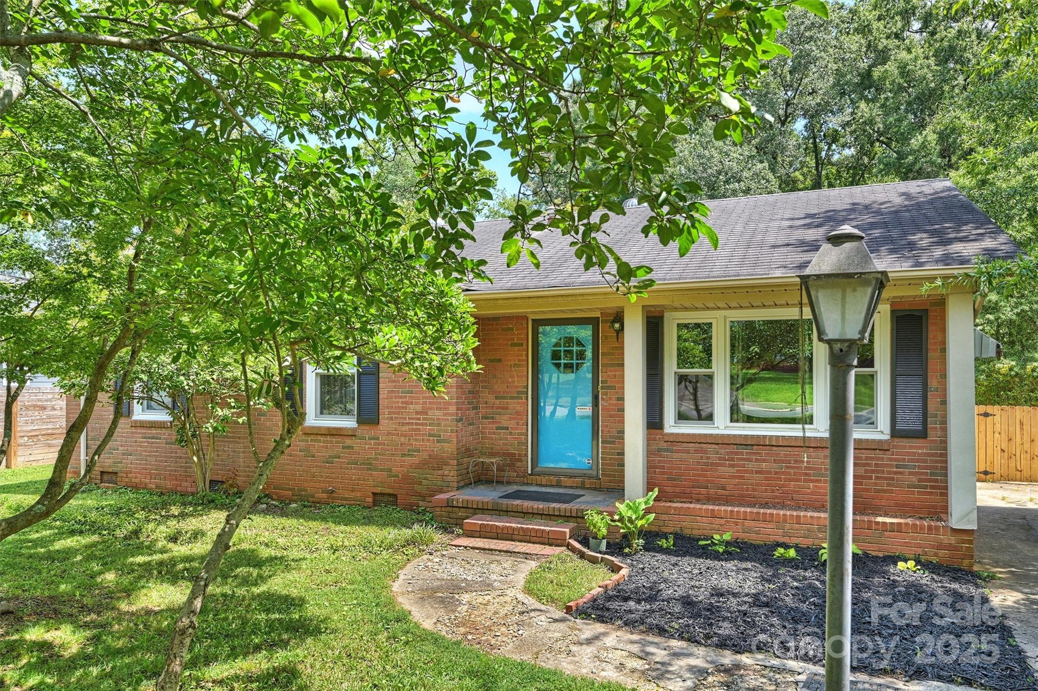 3912 Litchfield Road