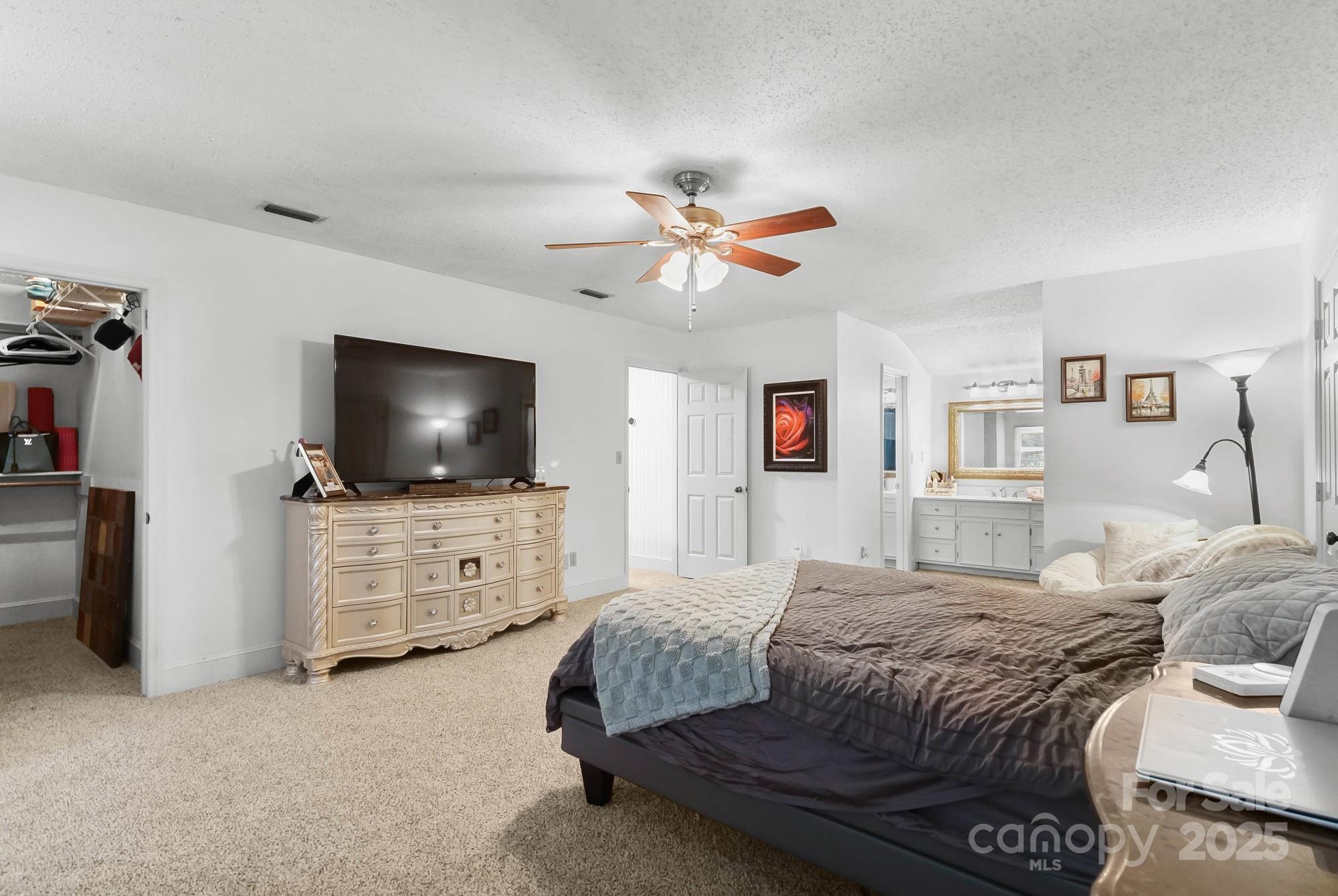 9551 Hitchgate Drive