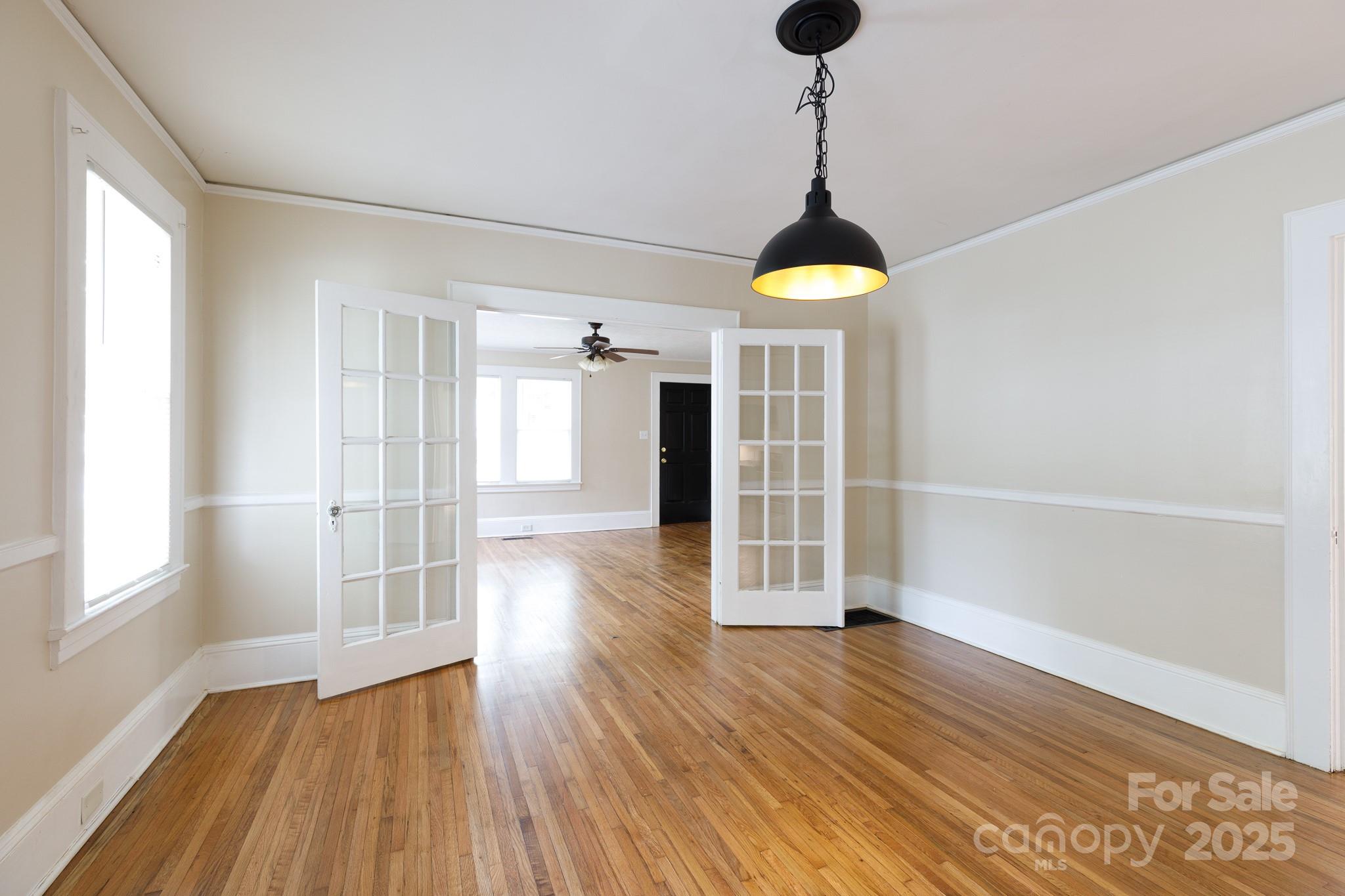 2100 Highland Street