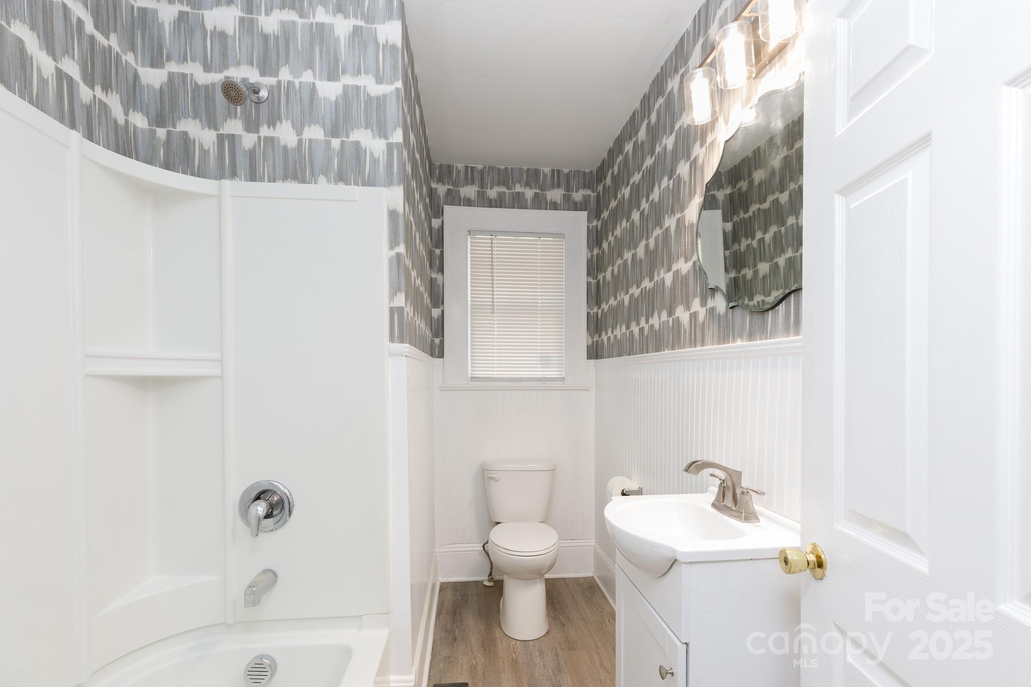 2100 Highland Street