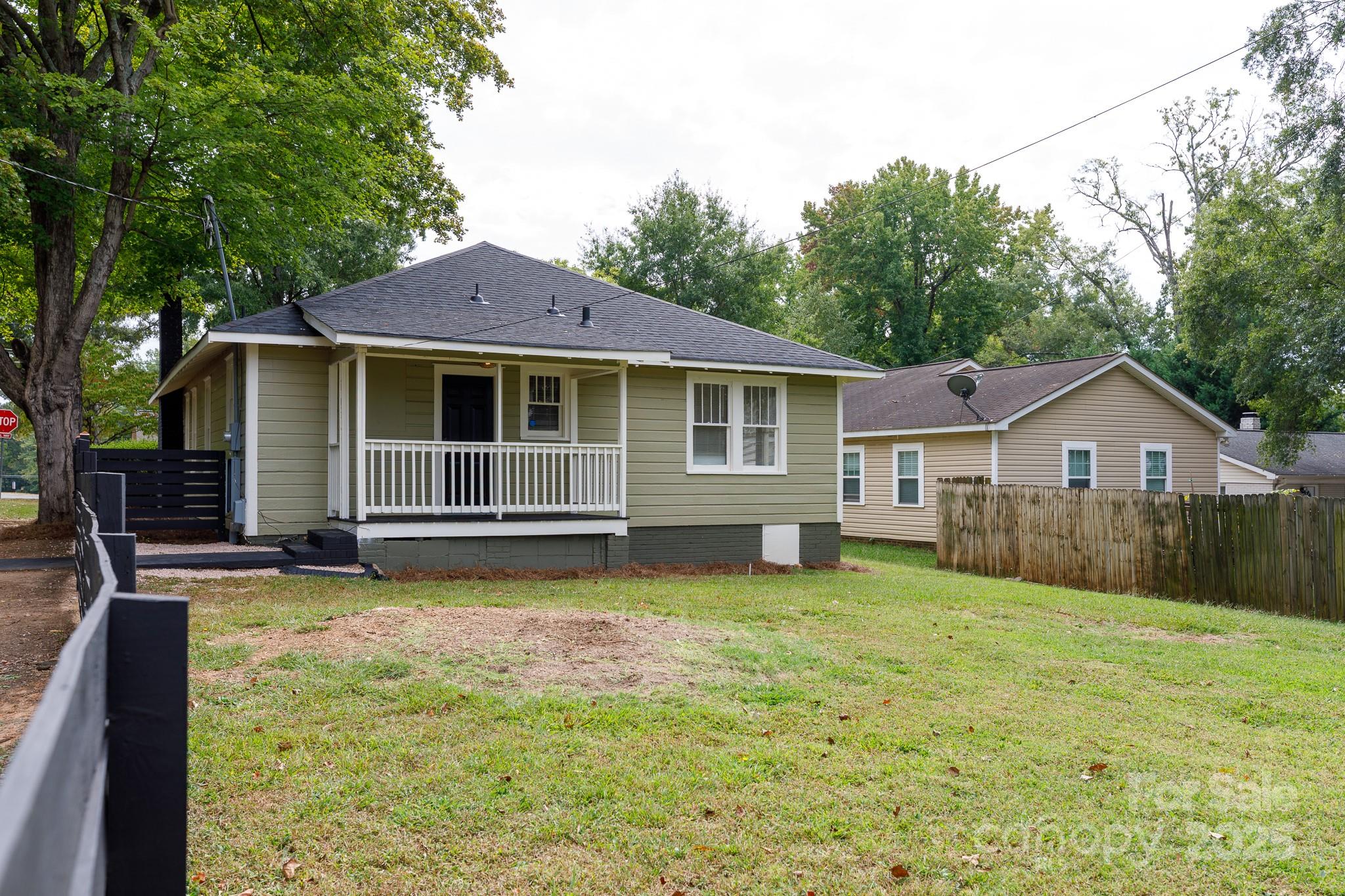 2100 Highland Street