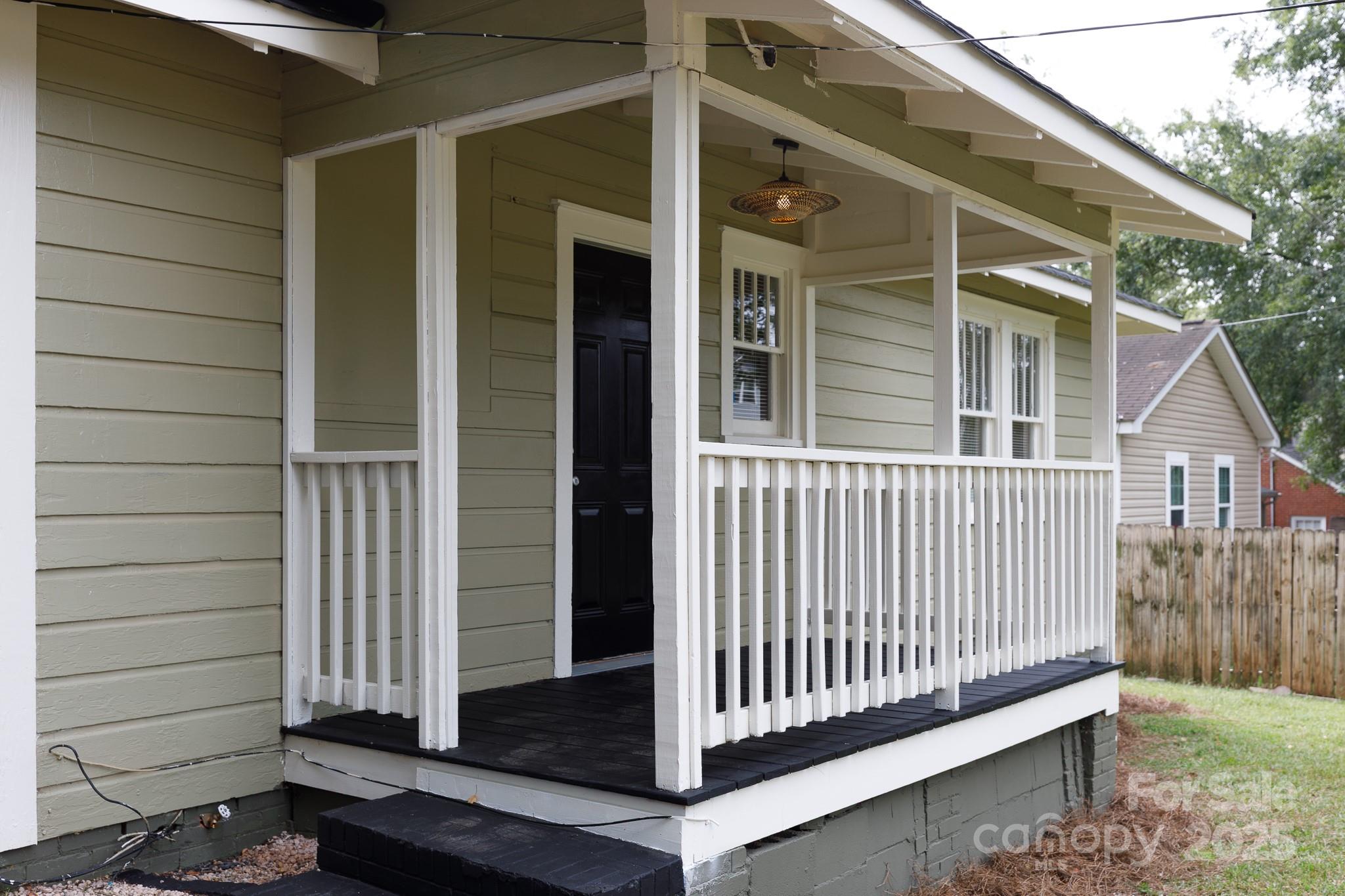 2100 Highland Street