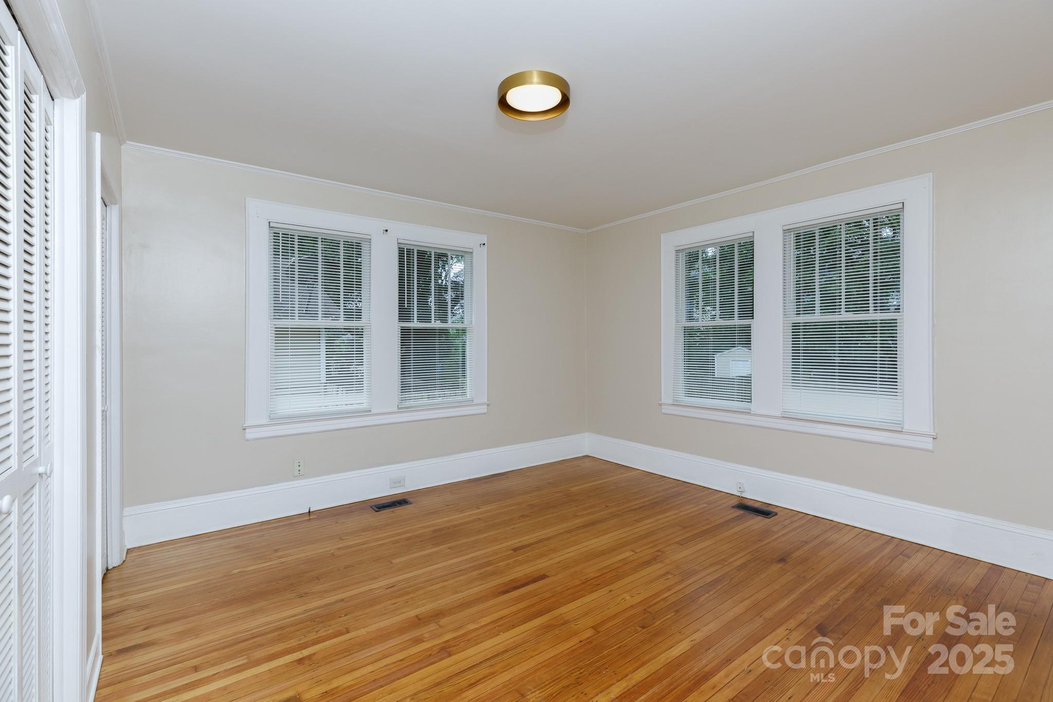 2100 Highland Street