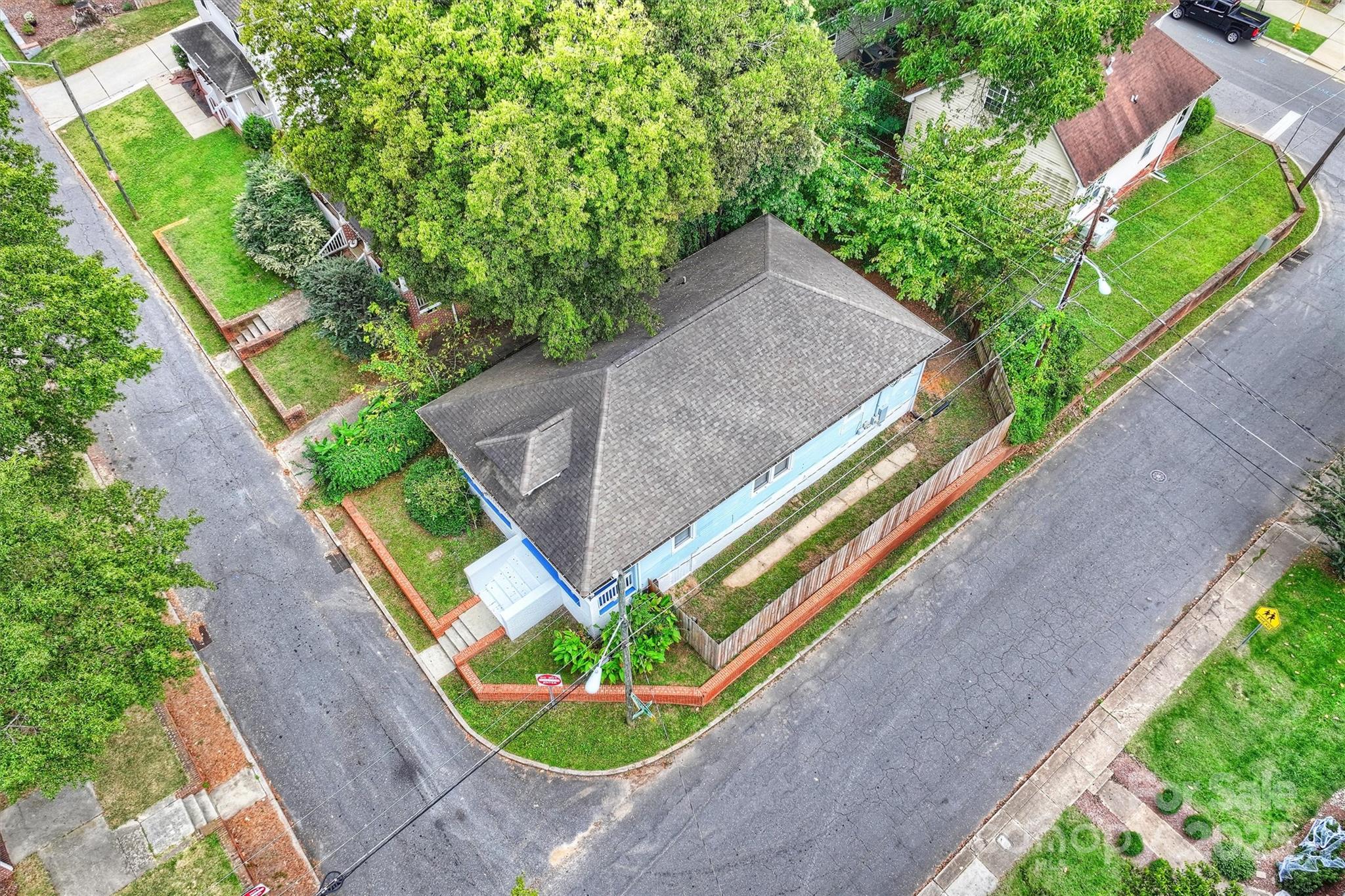 335 Katonah Avenue