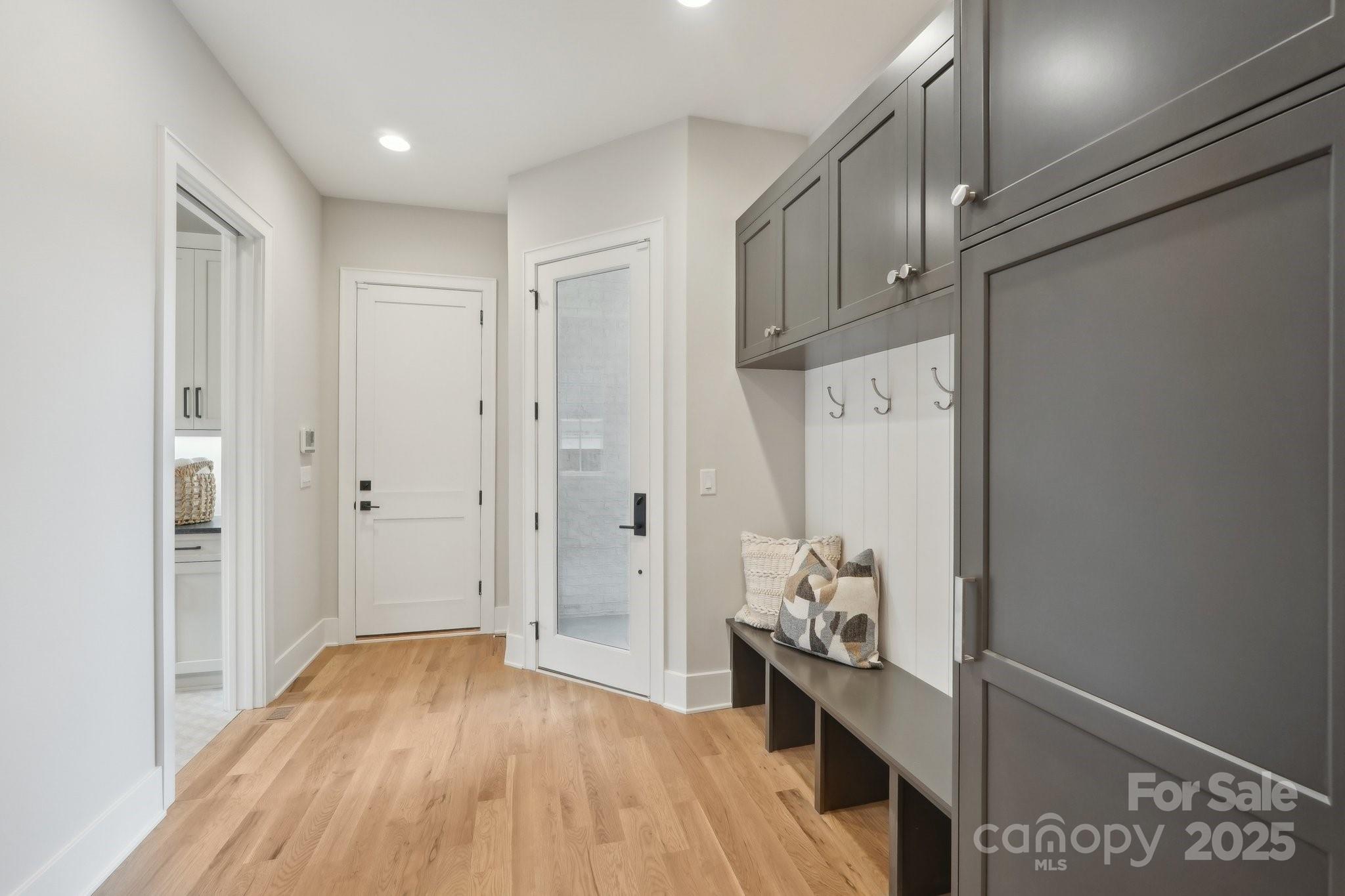 213 Crest Court