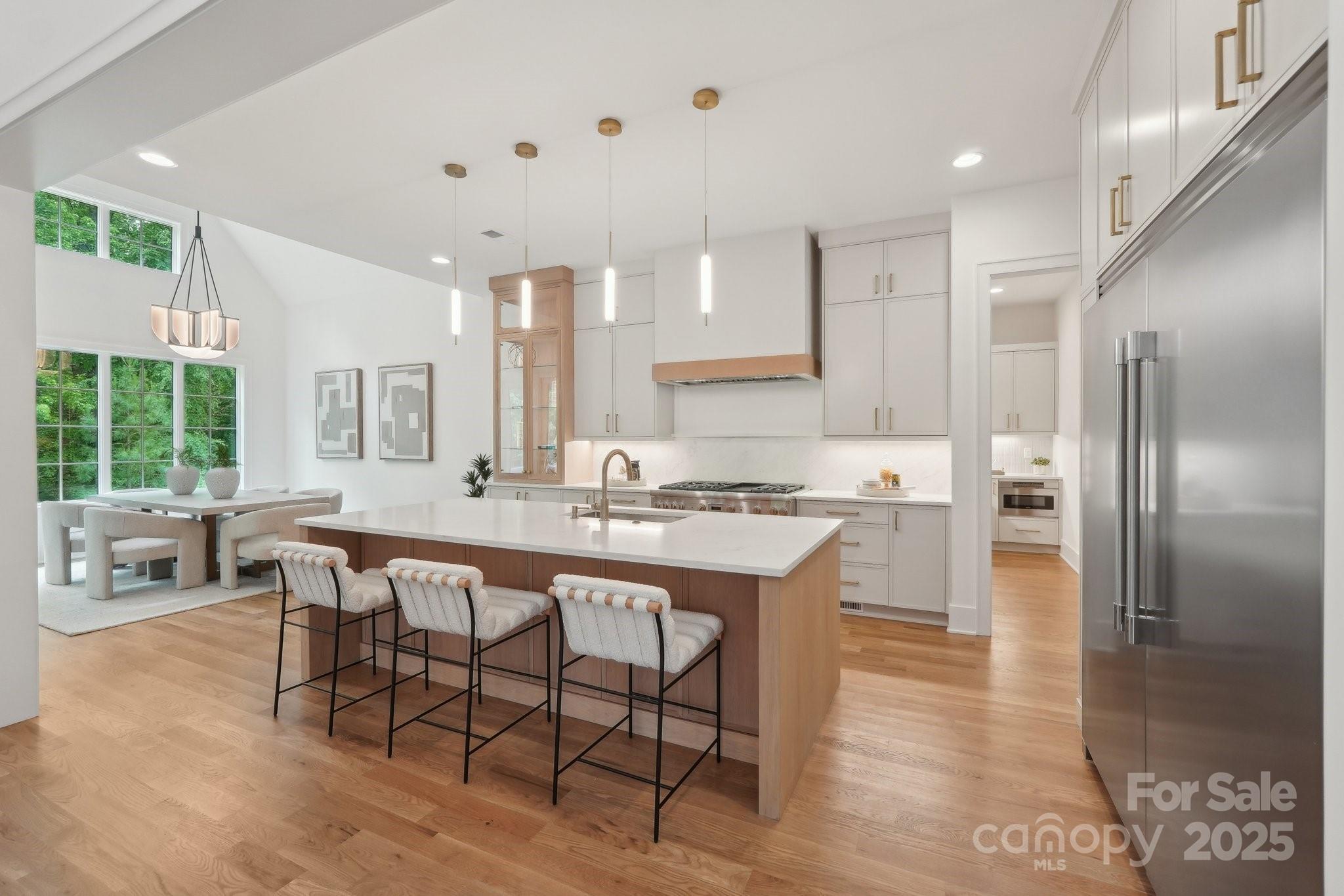 213 Crest Court