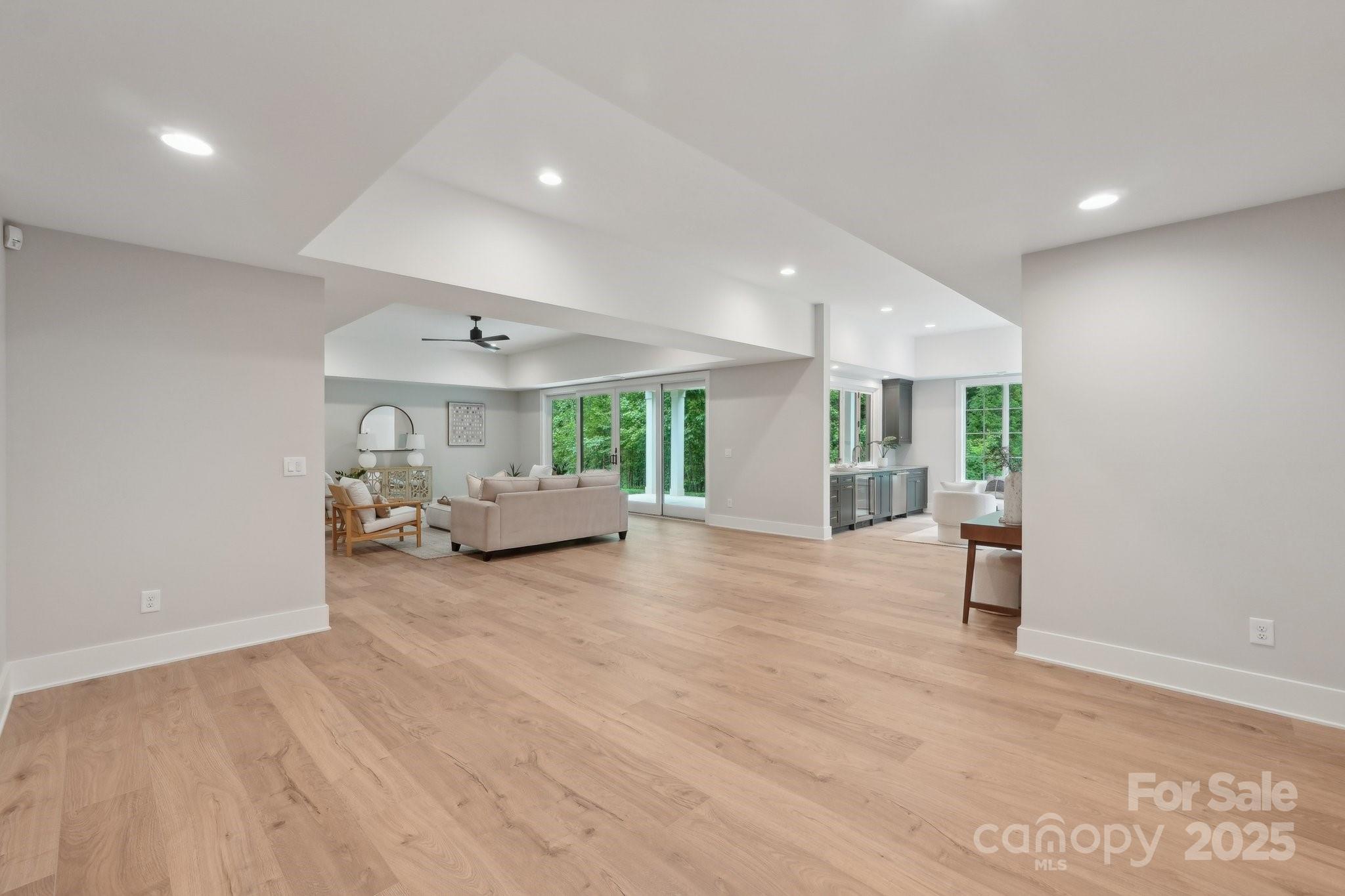 213 Crest Court