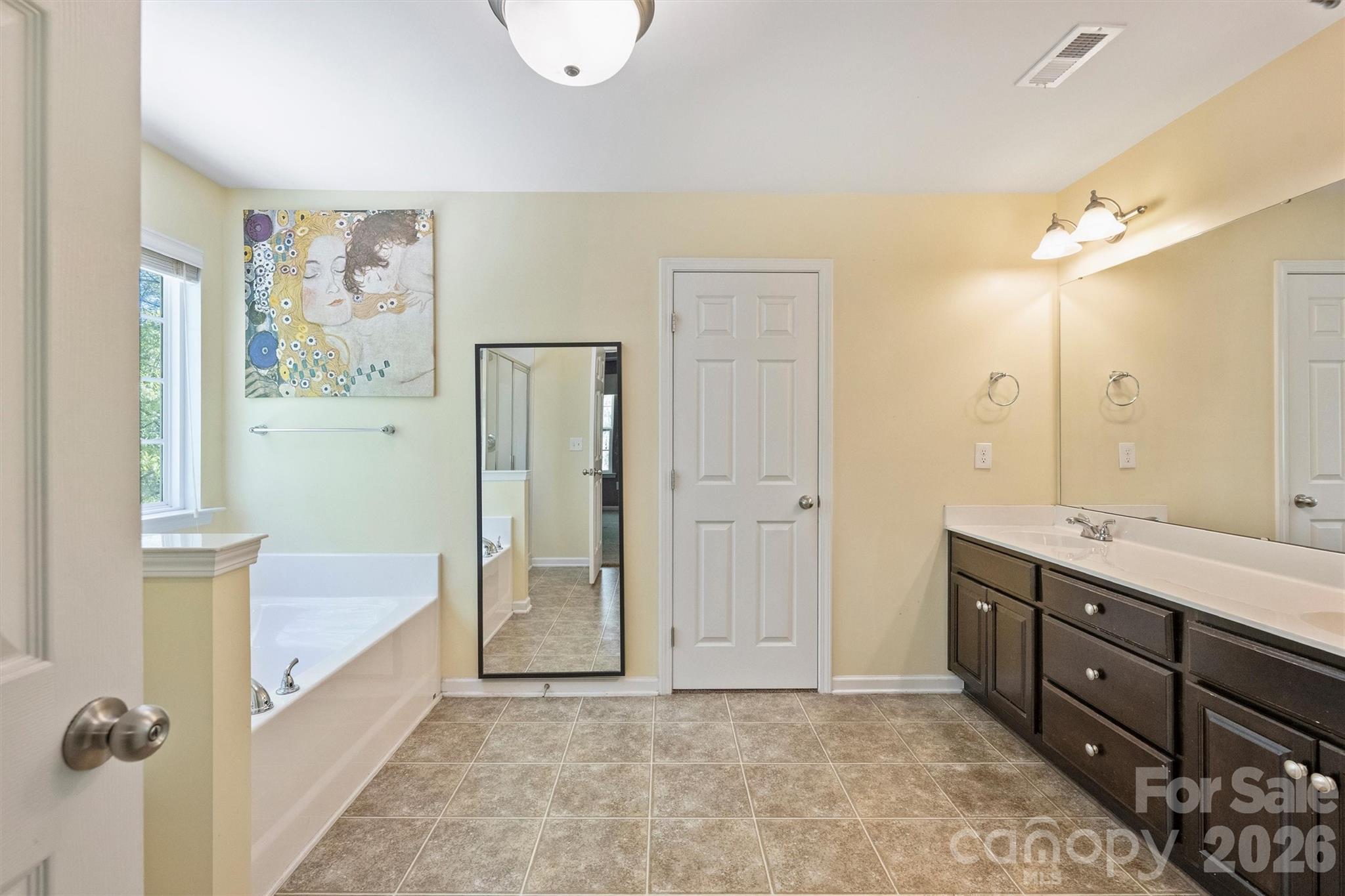 1135 Brookdale Lane