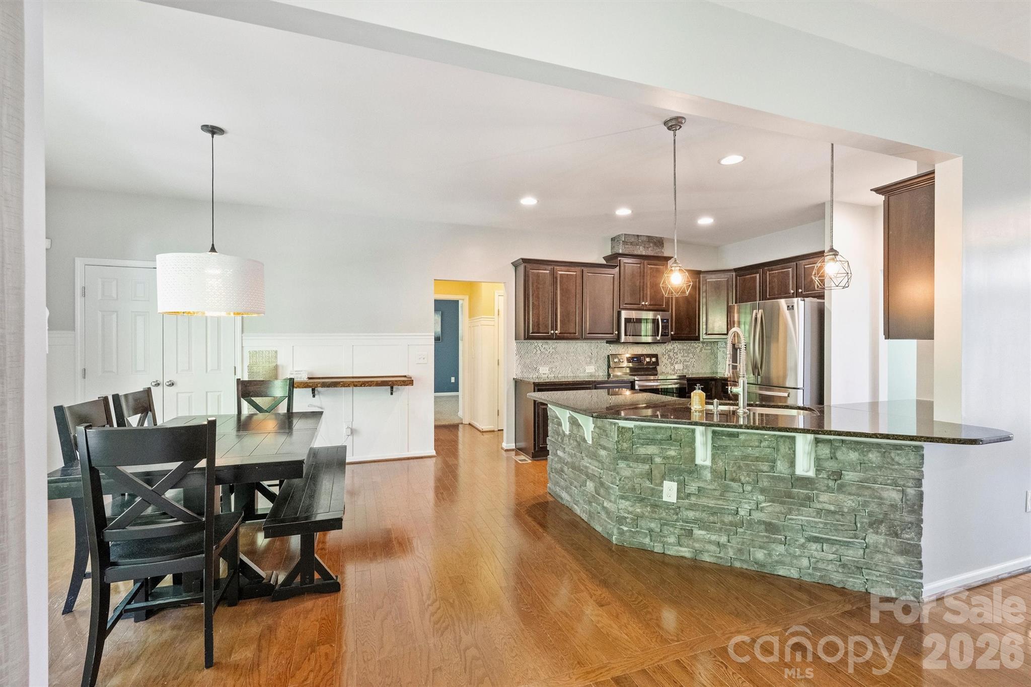 1135 Brookdale Lane