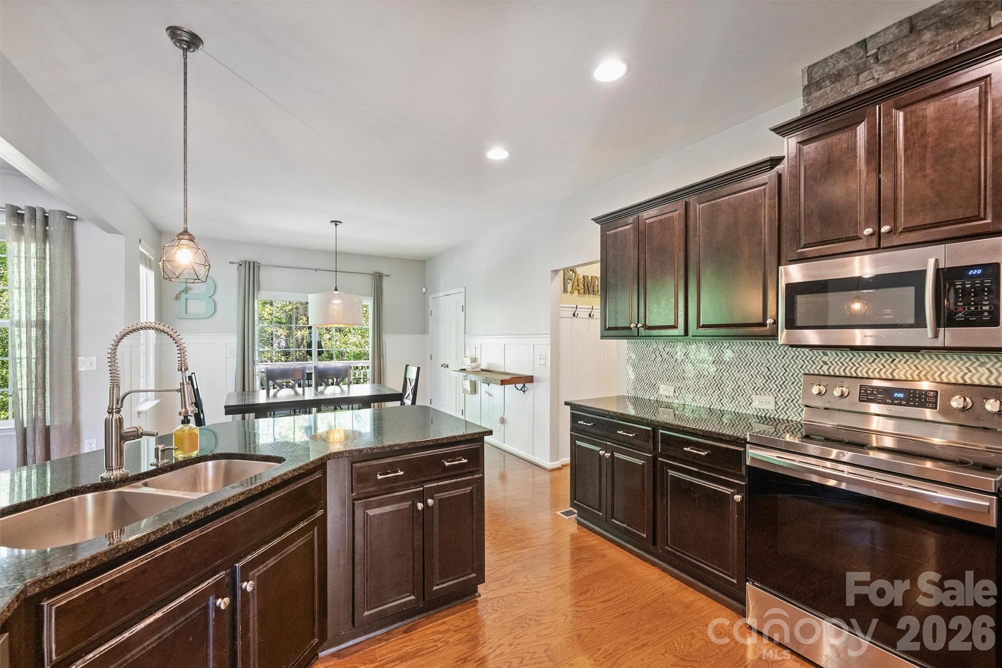 1135 Brookdale Lane