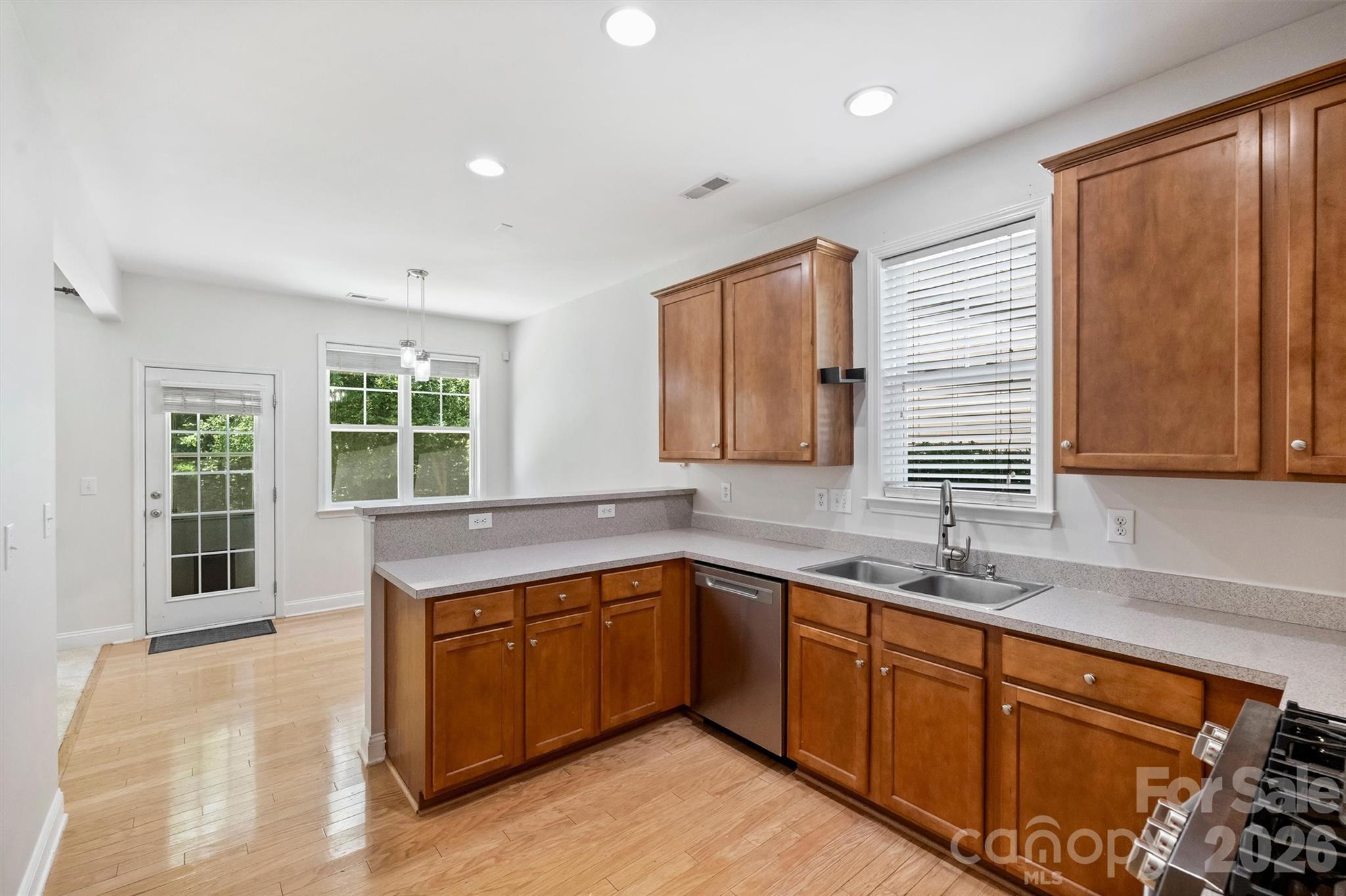 17237 Grand Central Way