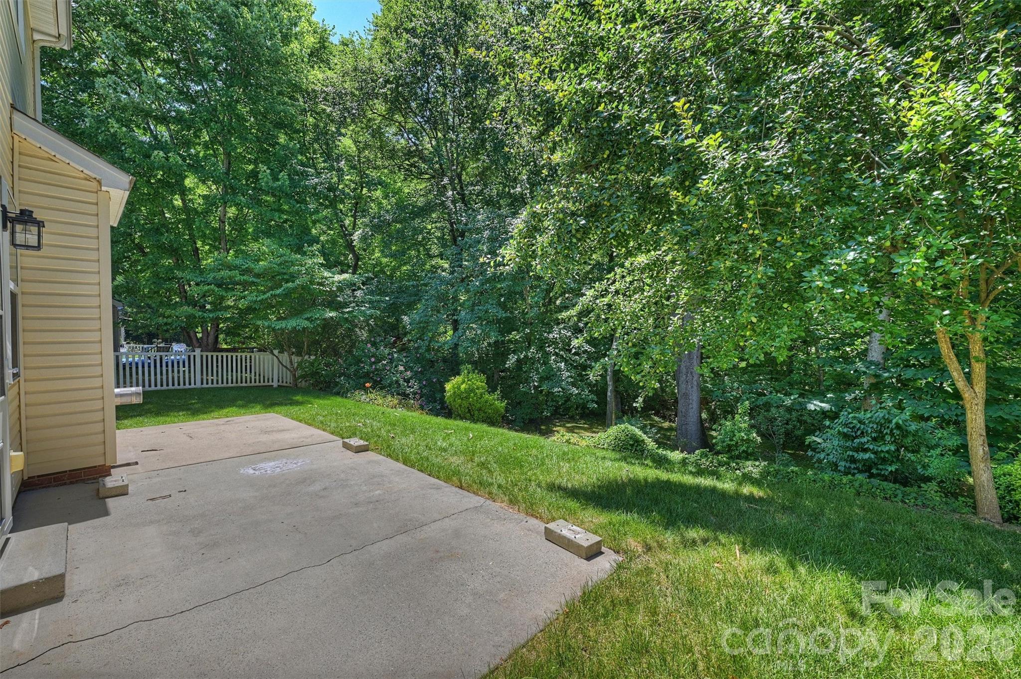 17237 Grand Central Way