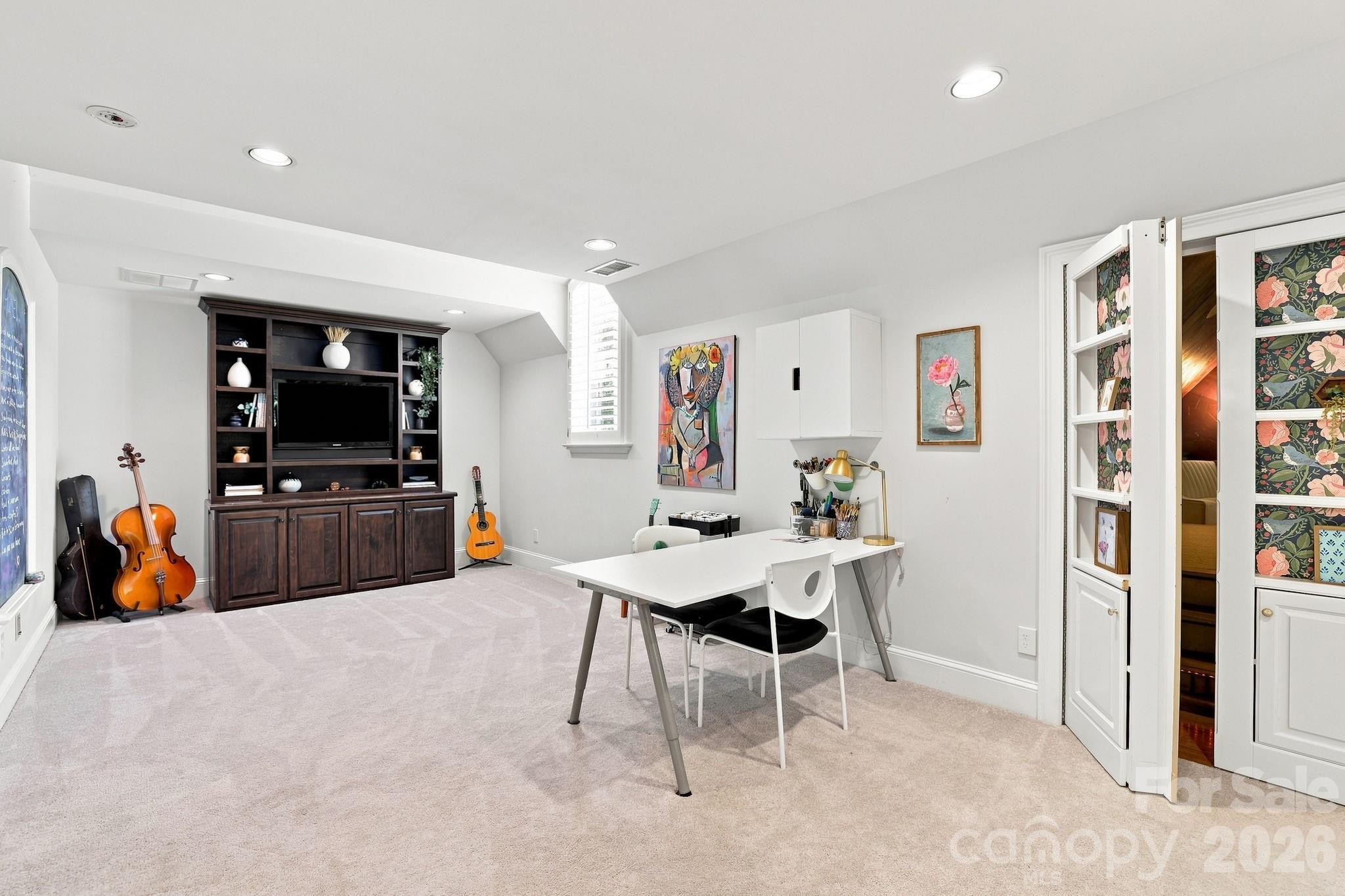 1817 Asbury Hall Court