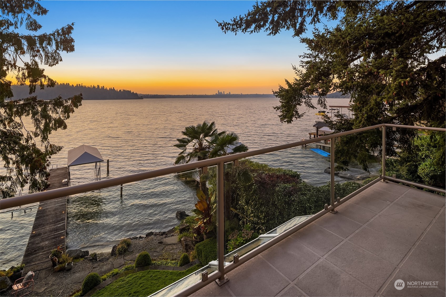 4879 Forest Avenue SE