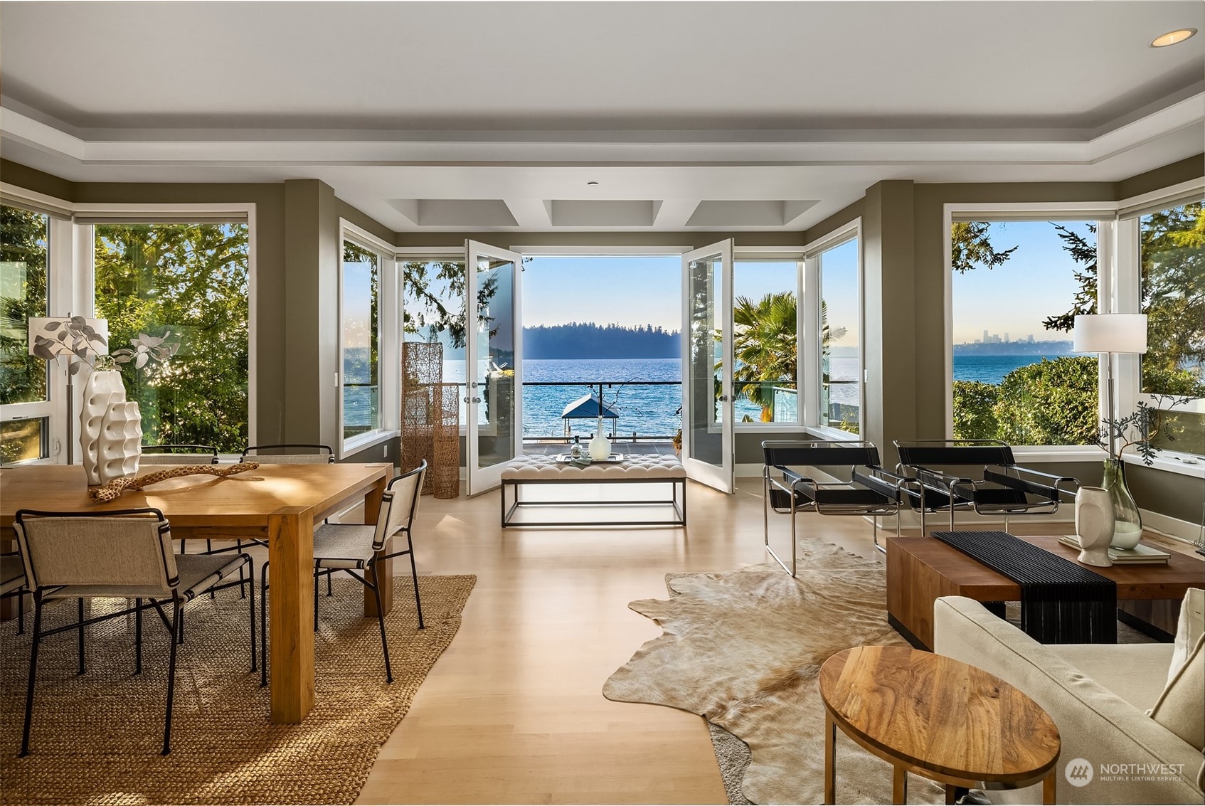 4879 Forest Avenue SE