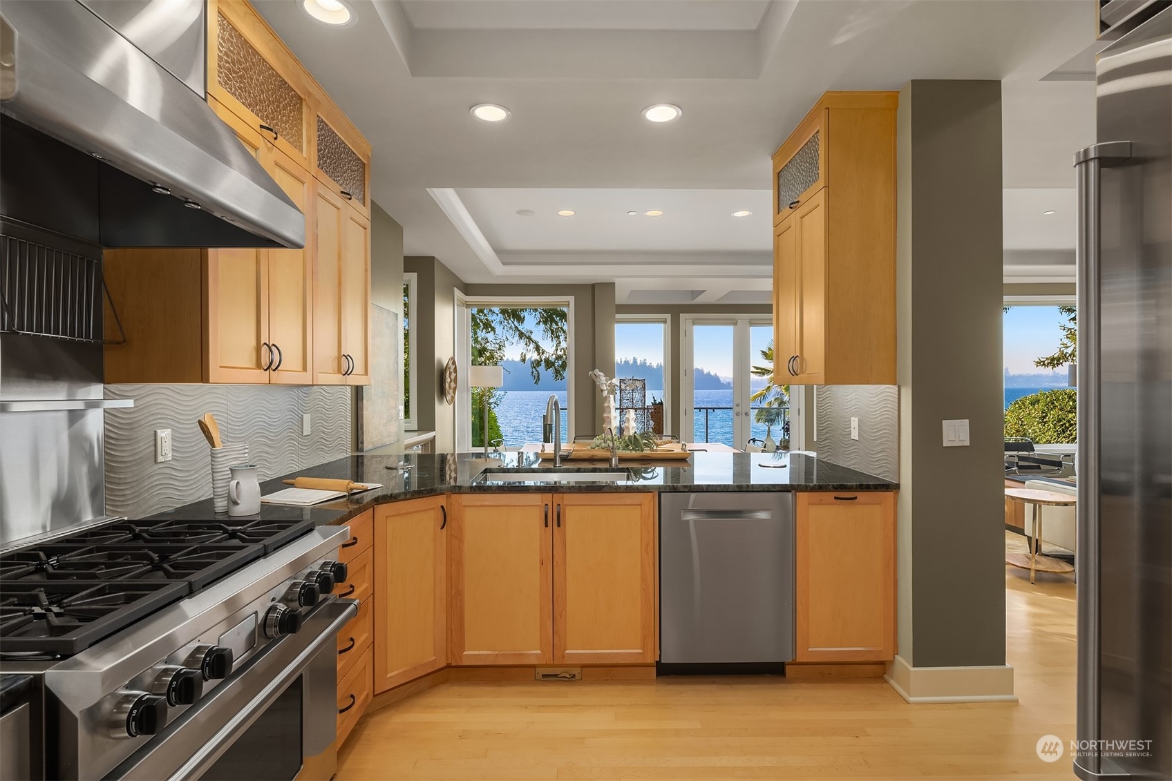 4879 Forest Avenue SE