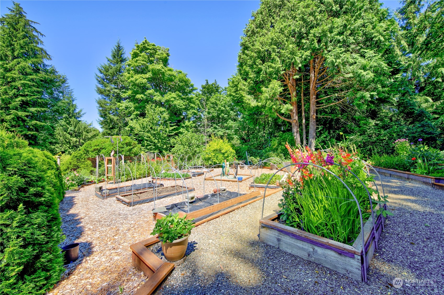 27070 Woodpecker Hill Road NE