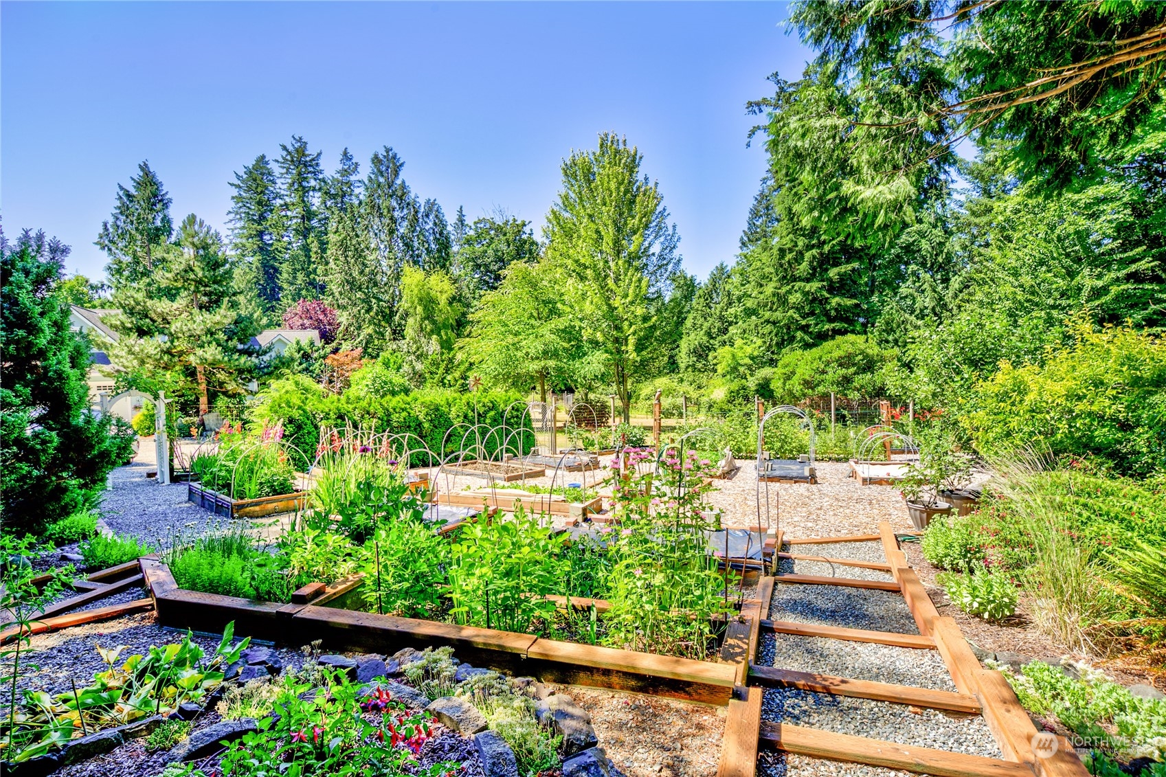 27070 Woodpecker Hill Road NE