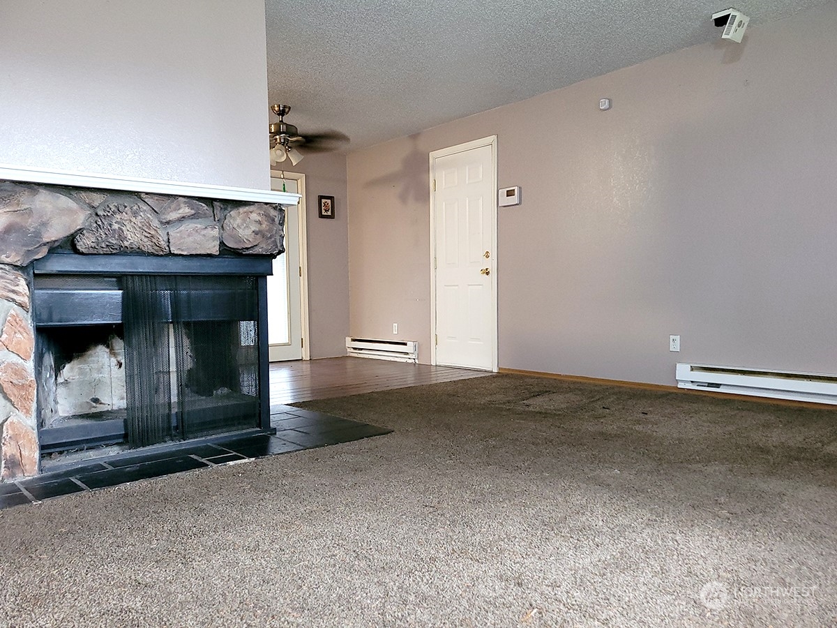 1106 NW Rhoton Court