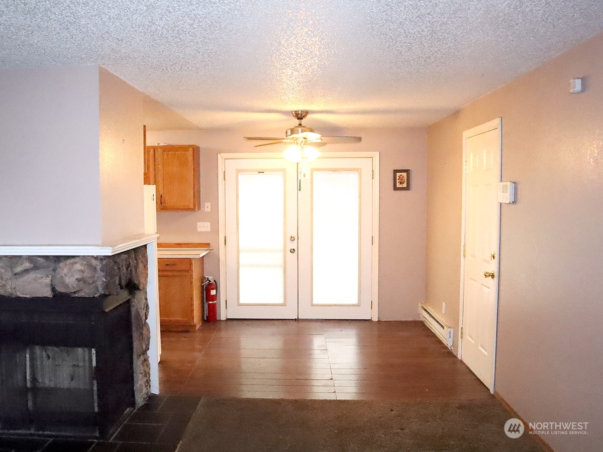 1106 NW Rhoton Court