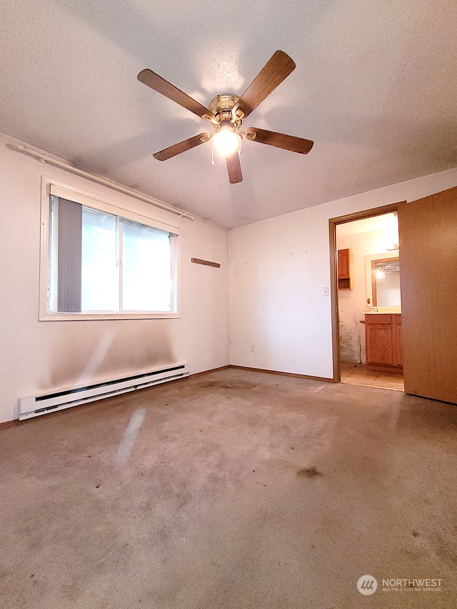 1106 NW Rhoton Court