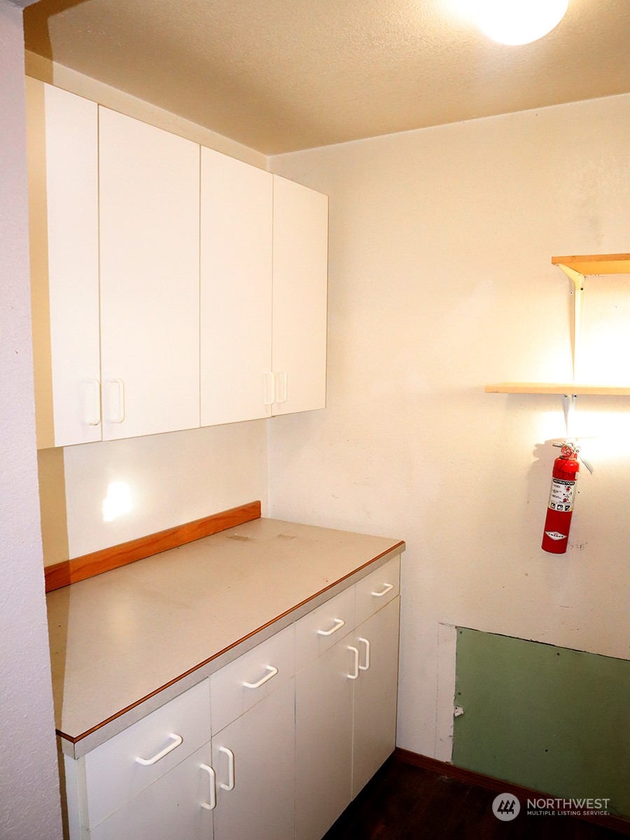 1106 NW Rhoton Court