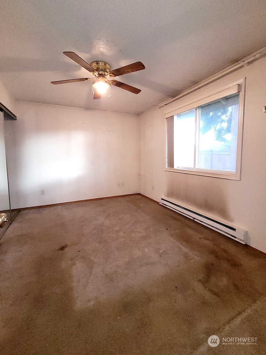 1106 NW Rhoton Court