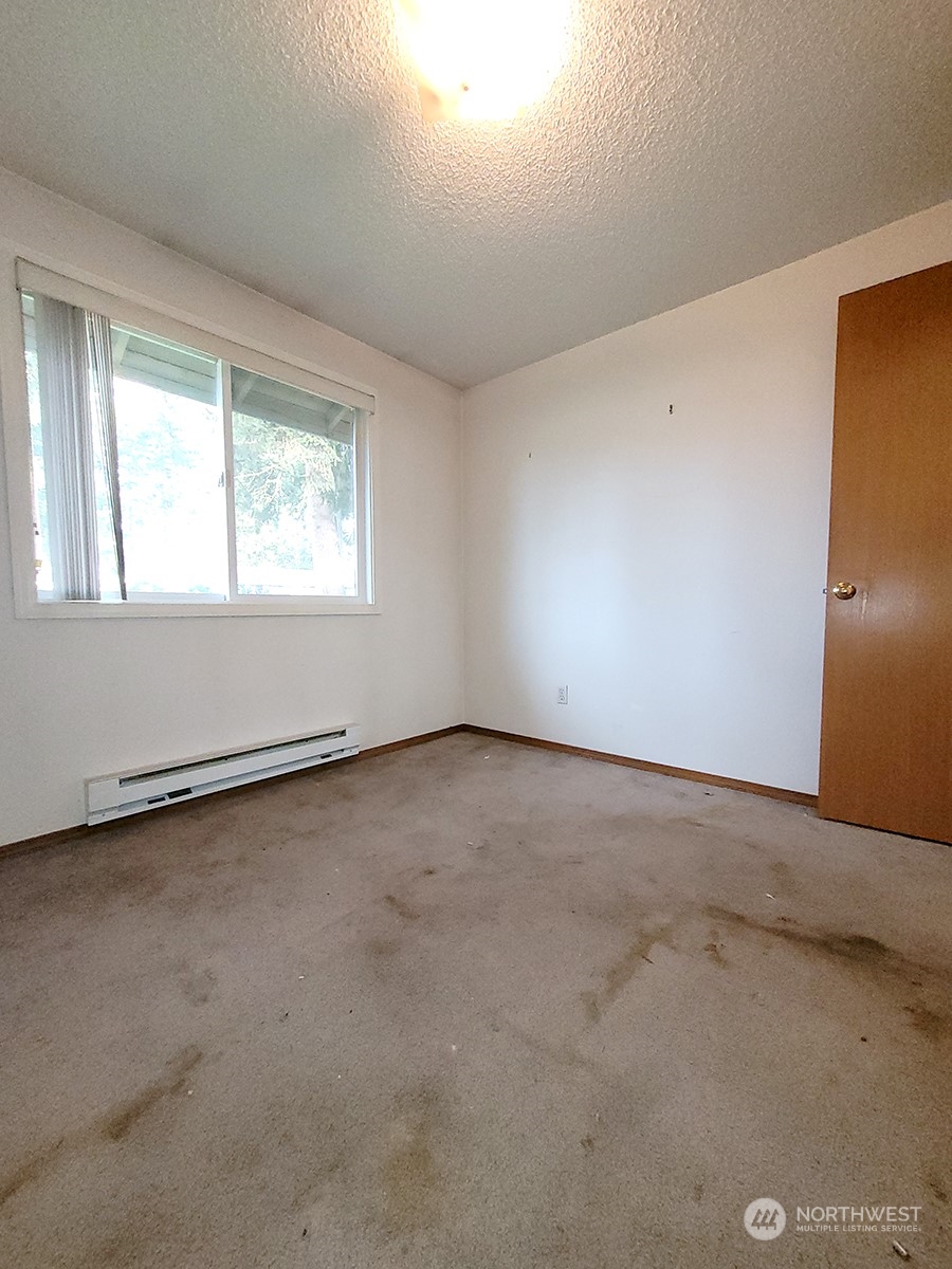 1106 NW Rhoton Court