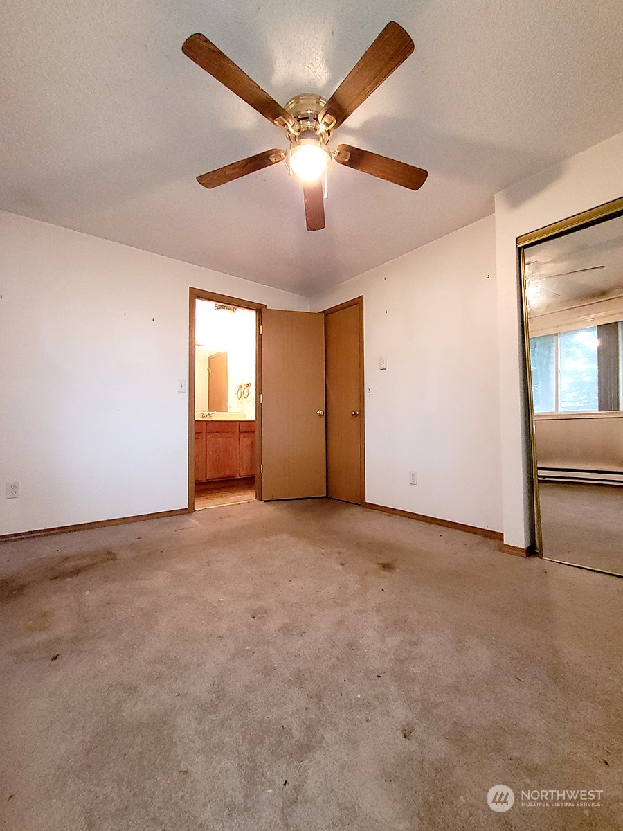 1106 NW Rhoton Court