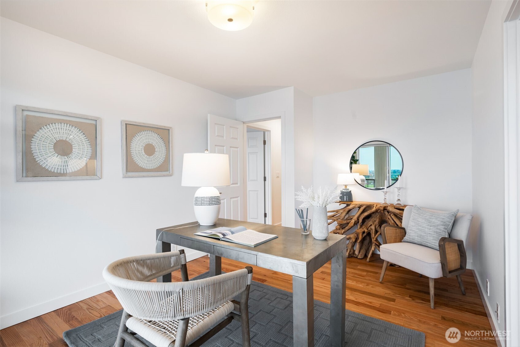 2565 Dexter Avenue N Unit: 501