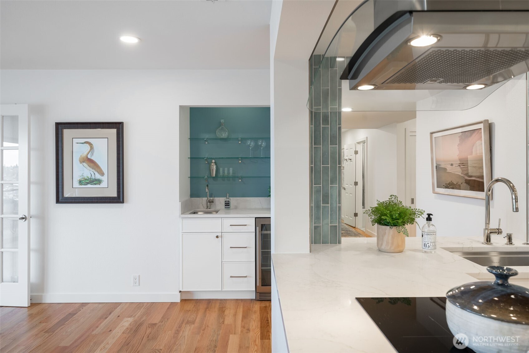 2565 Dexter Avenue N Unit: 501