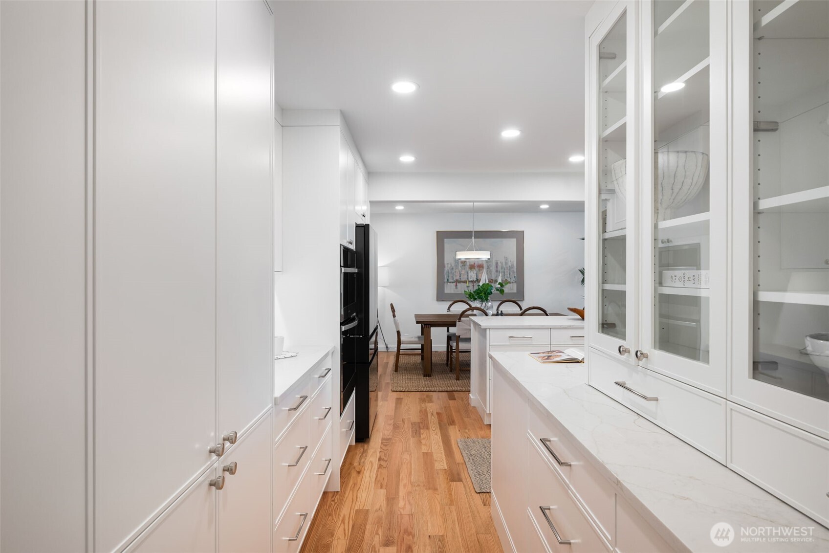 2565 Dexter Avenue N Unit: 501