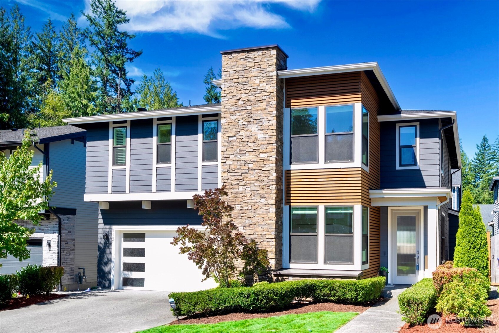 1437 240th Avenue NE