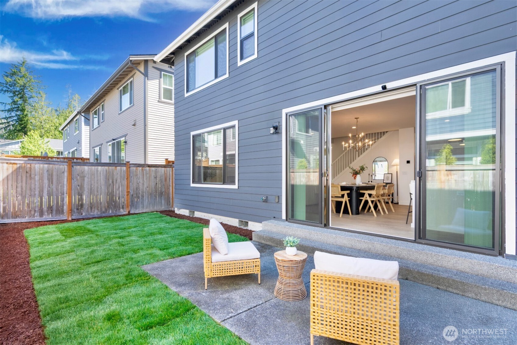 1437 240th Avenue NE