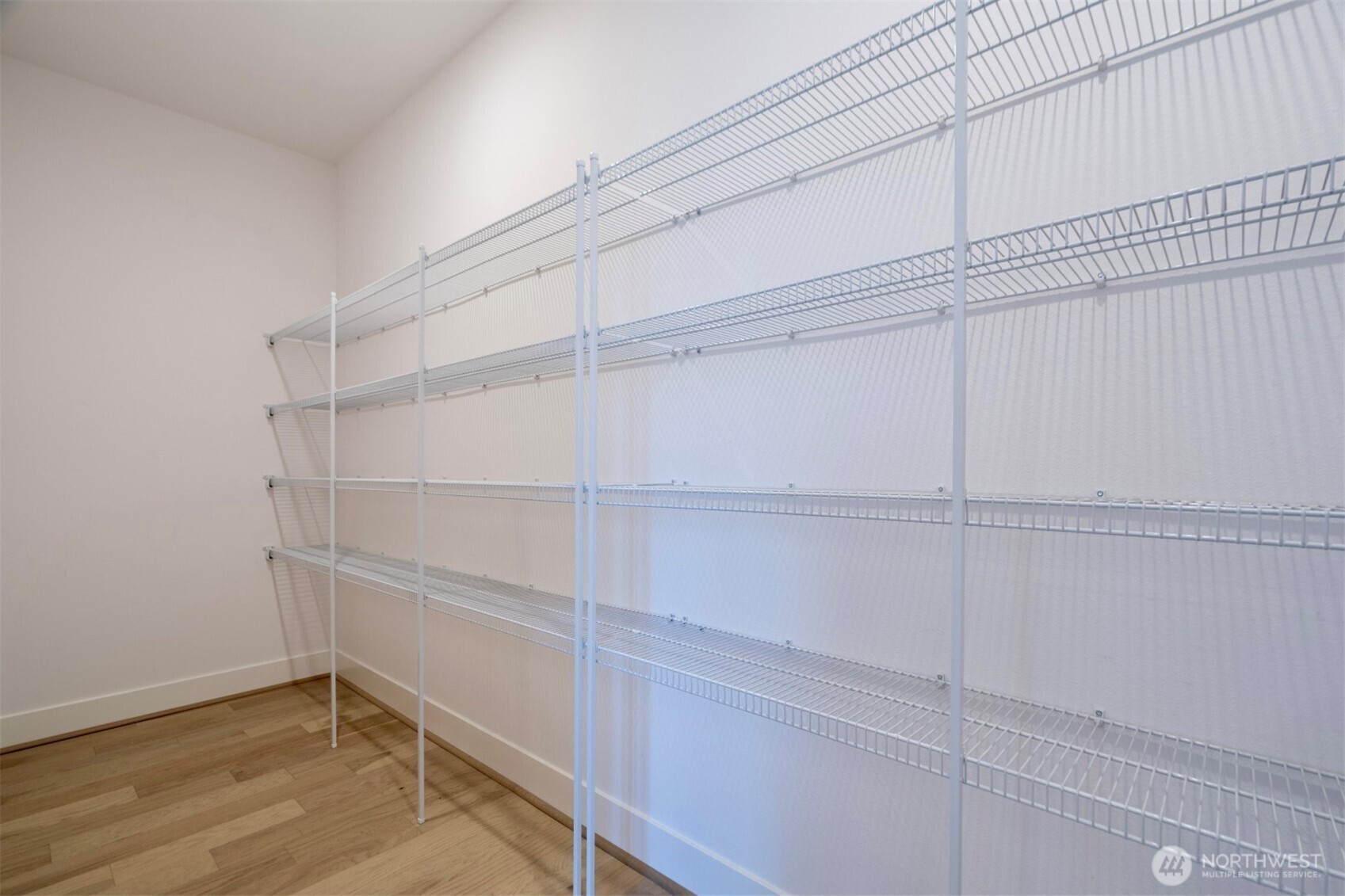 1437 240th Avenue NE