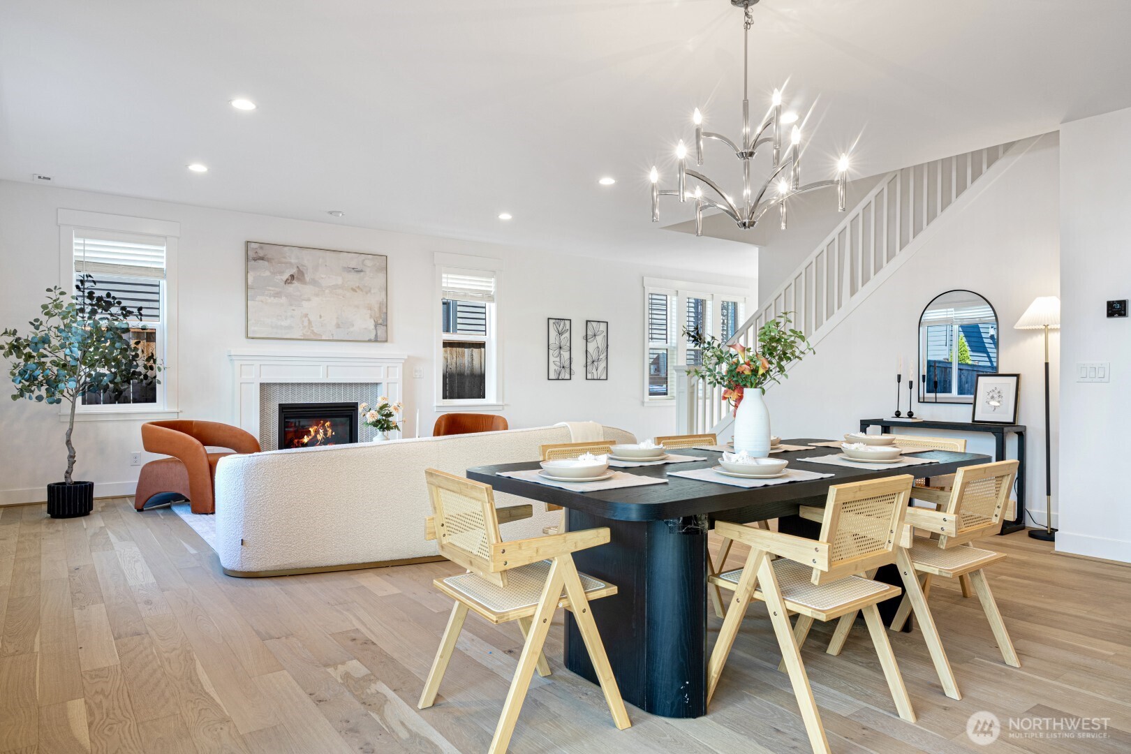 1437 240th Avenue NE