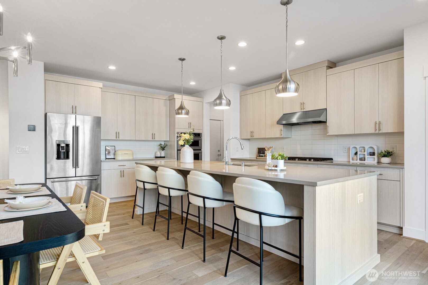 1437 240th Avenue NE