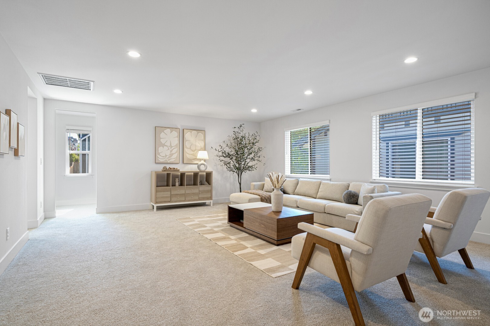 1437 240th Avenue NE