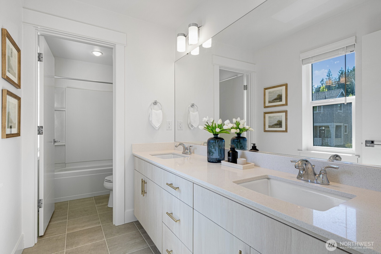 1437 240th Avenue NE