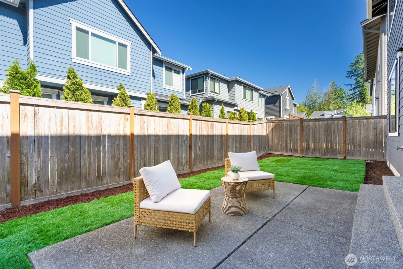 1437 240th Avenue NE