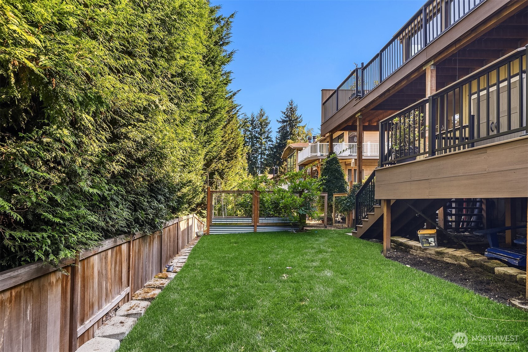 9360 Mercerwood Drive Drive