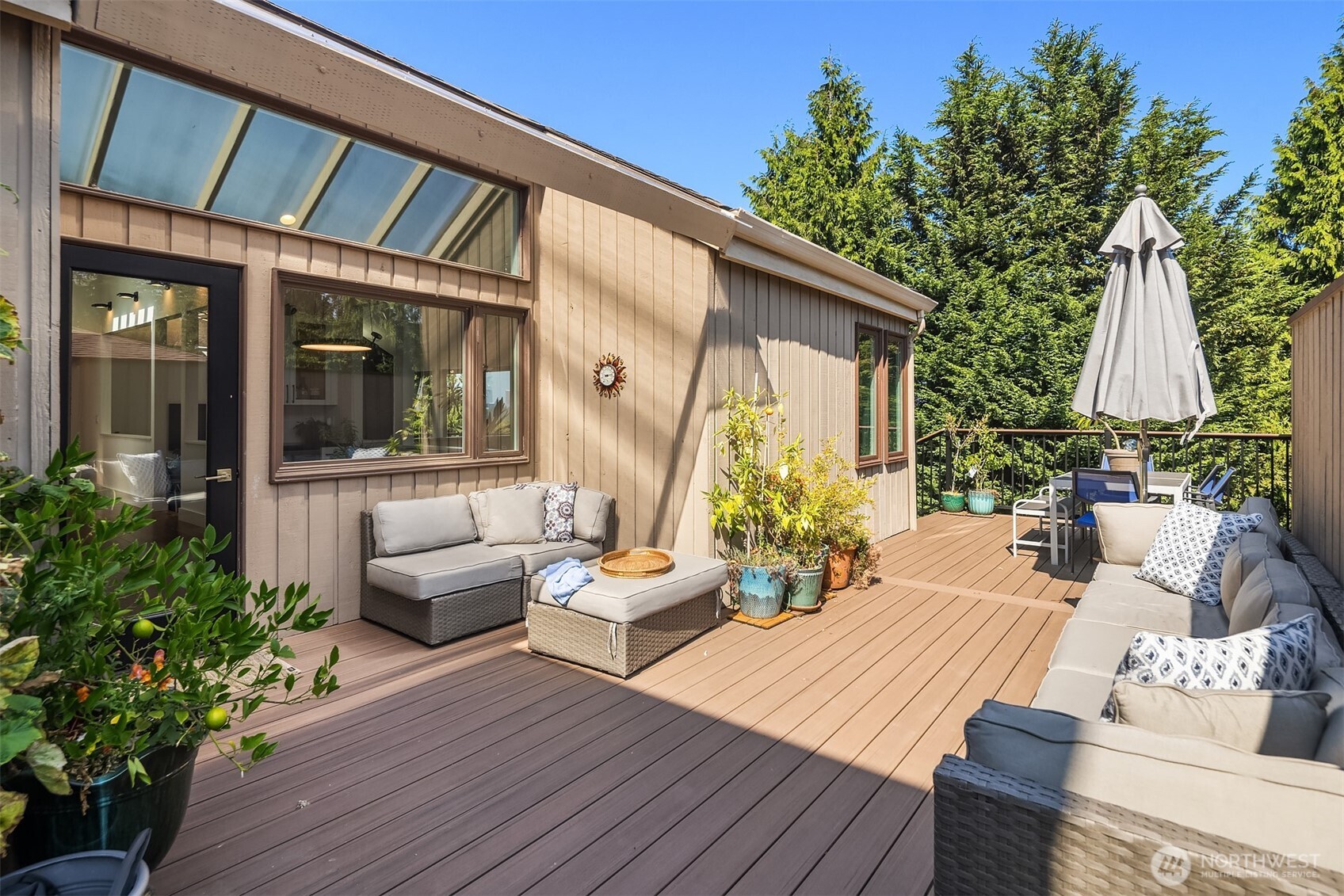 9360 Mercerwood Drive Drive
