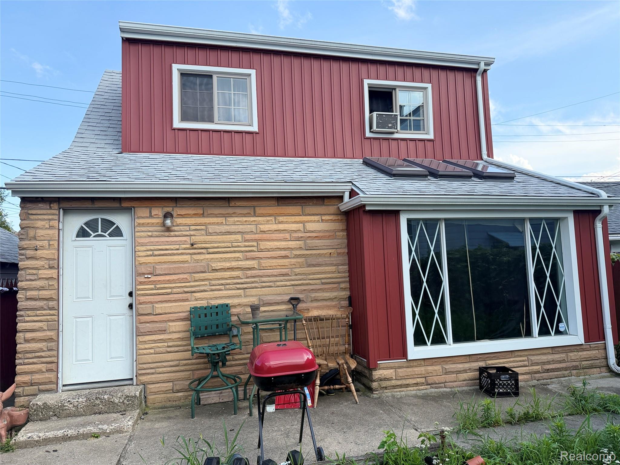 2620 Zinow Street photo