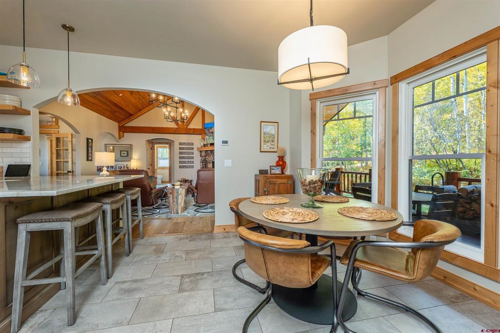 19 Creekside Drive