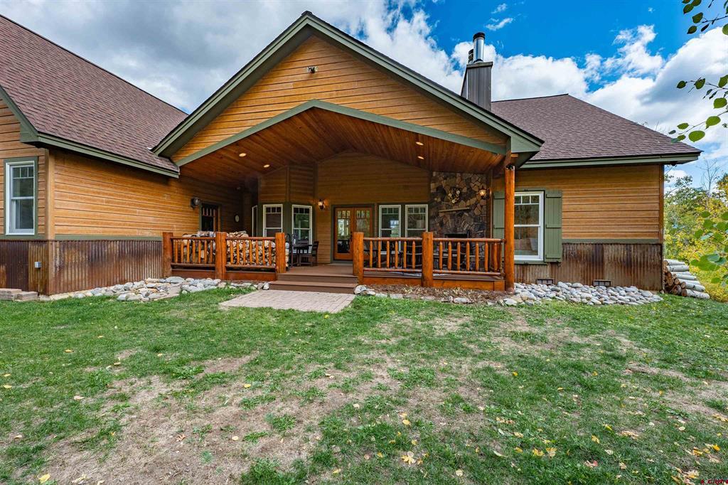 19 Creekside Drive