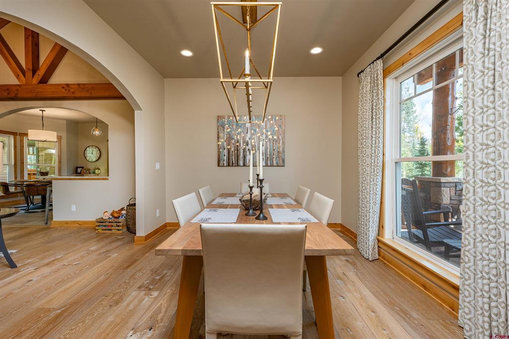 19 Creekside Drive