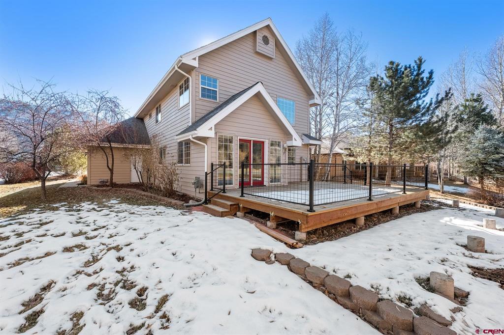 300 Horse Thief Lane